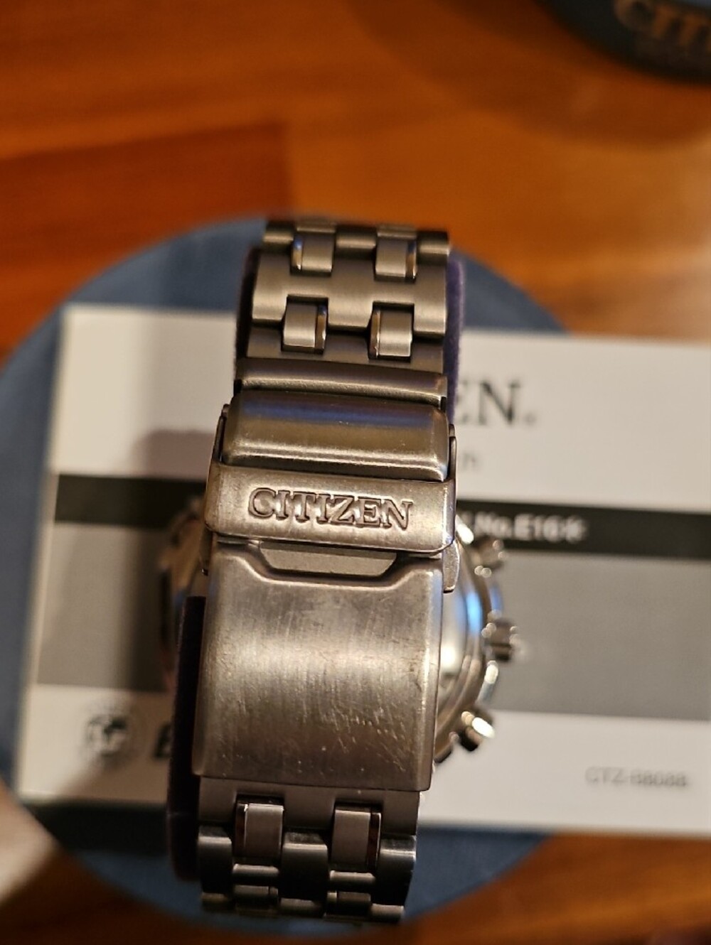 Citizen Calibre 2100 Full Titanium Eco-drive Sports Chronograph - Picture 3 of 7